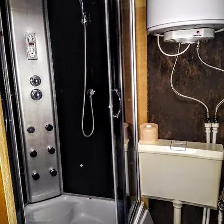 Hébergement de vacances Two Rustic House - Self Check-in