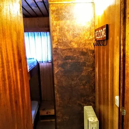Two Rustic House - Self Check-in * Bucarest